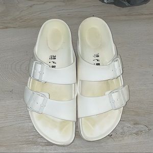 Birkenstocks Size 38 (8-8.5)